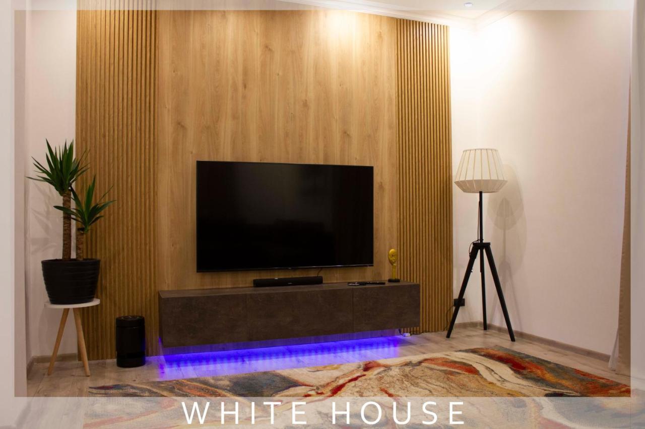 White House Tbilisi Exterior foto