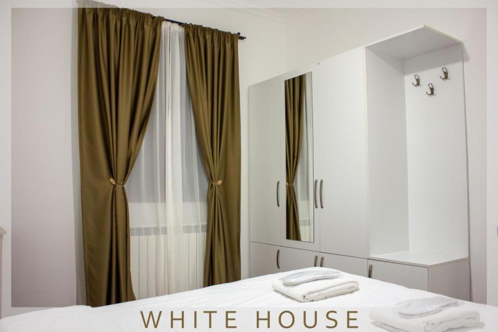 White House Tbilisi Exterior foto