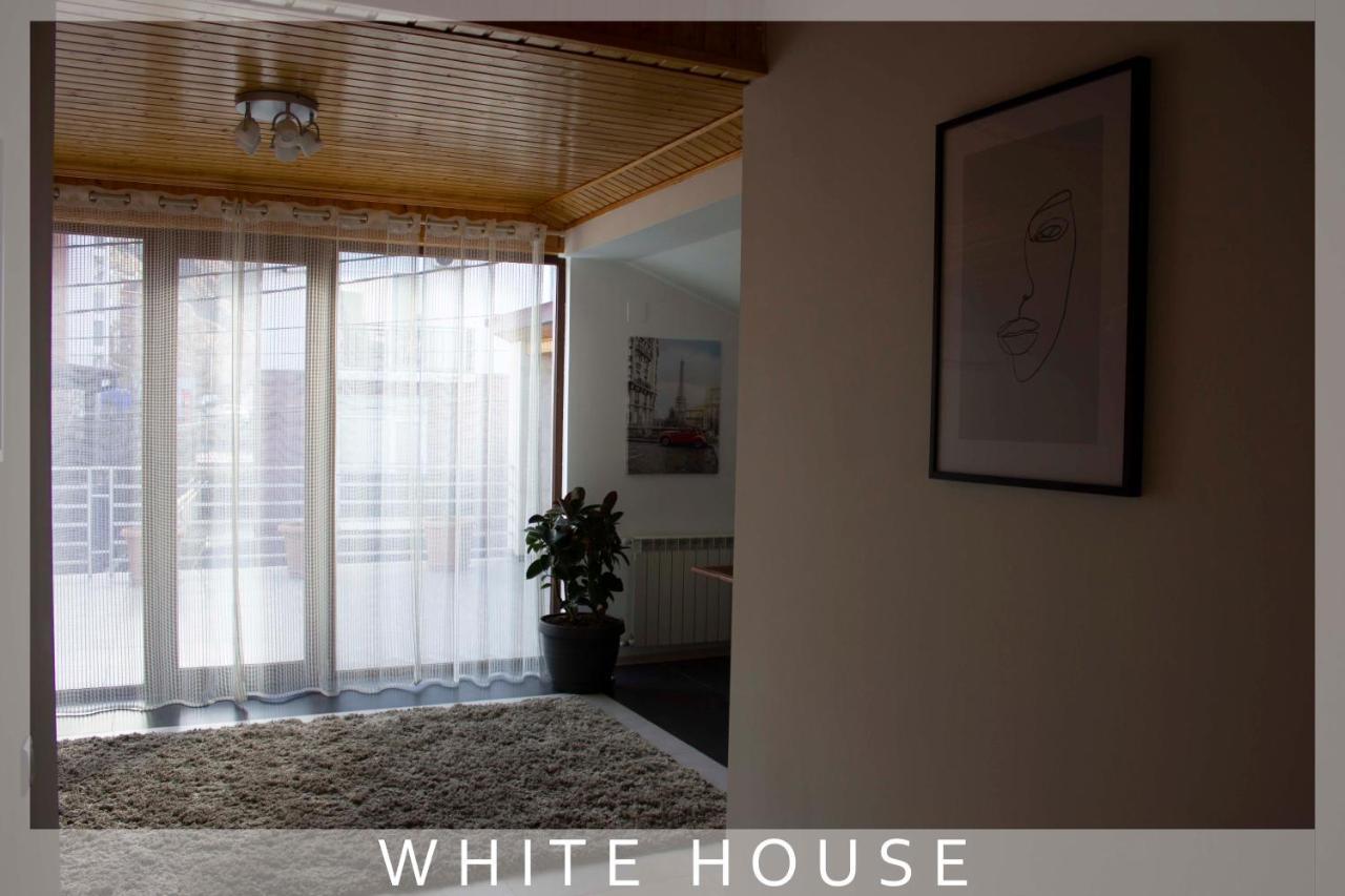 White House Tbilisi Exterior foto