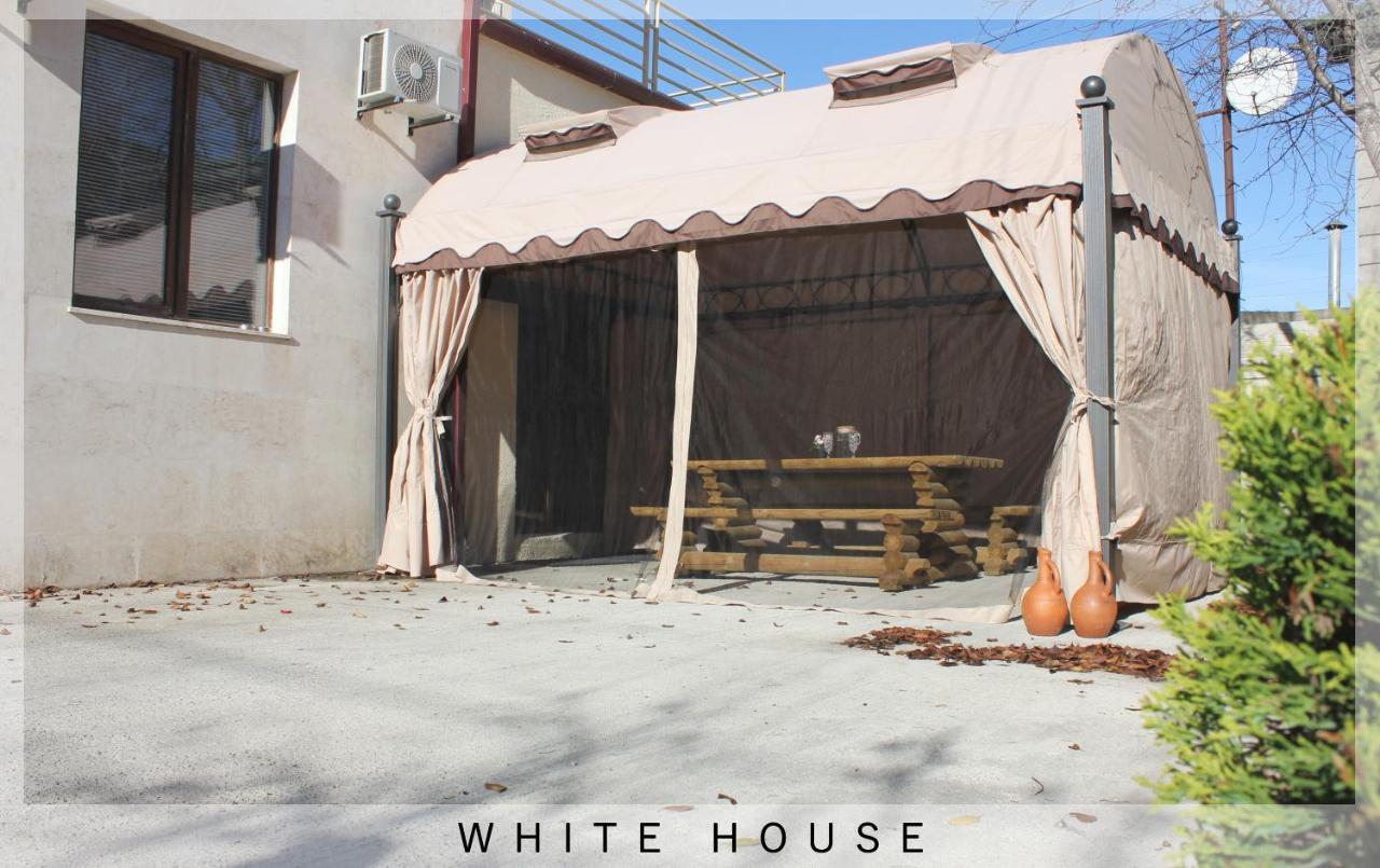 White House Tbilisi Exterior foto